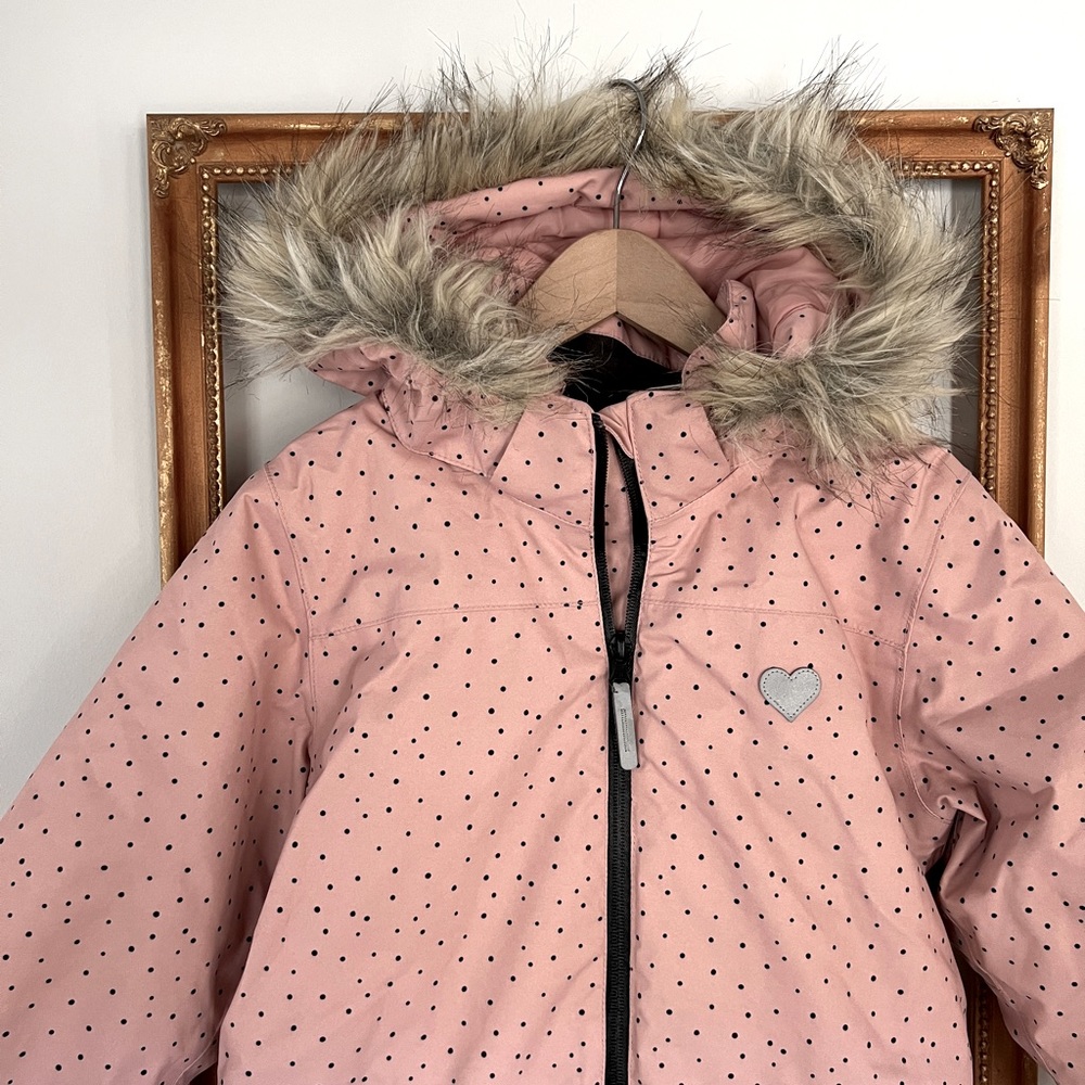Girl’s snow suit